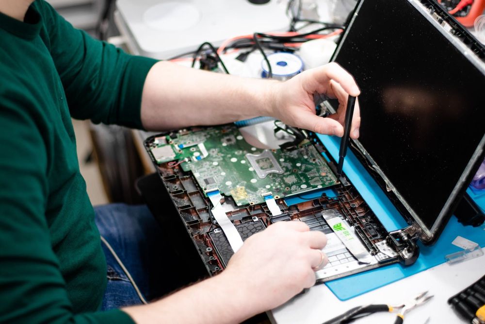 Root, instalare sistem nou GSM telefoane / smartphone / laptop PC