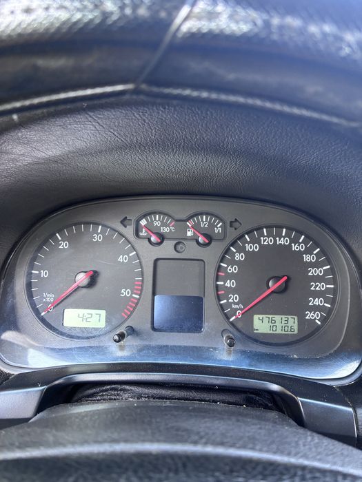 VOLKSWAGEN Golf 2002 — imagine 3