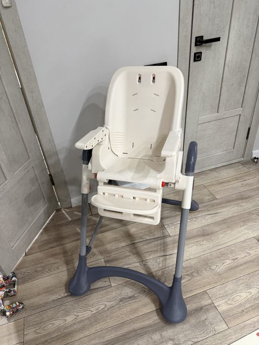 Продам стульчик для кормления