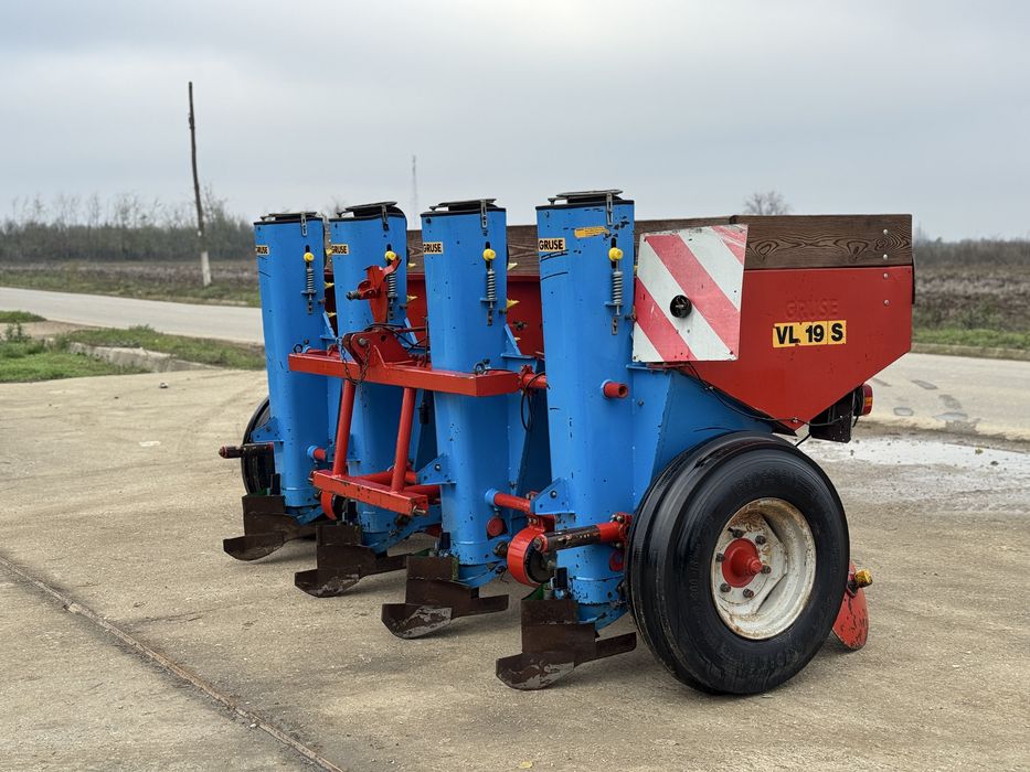 Masina Plantat Cartofi Gruse Vl-19S 4 Randuri Import Germania