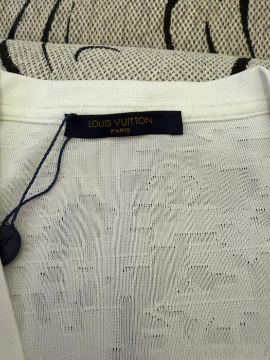 Maieu Louis Vuitton alb nou