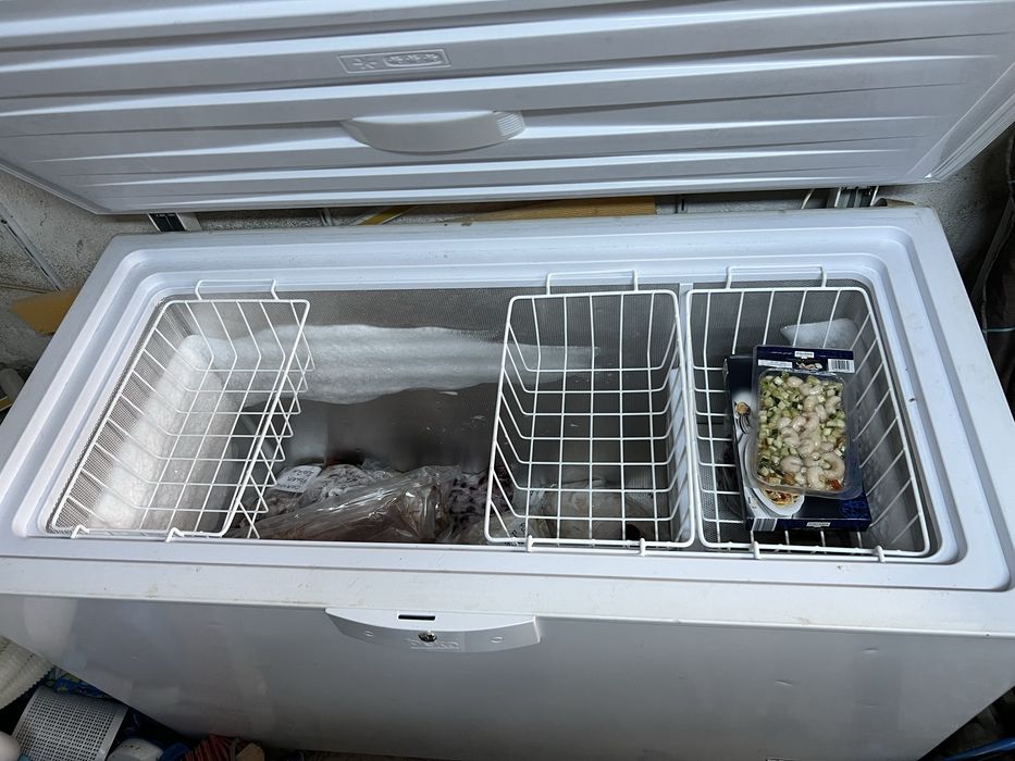 Lada frigorifica Beko 350L