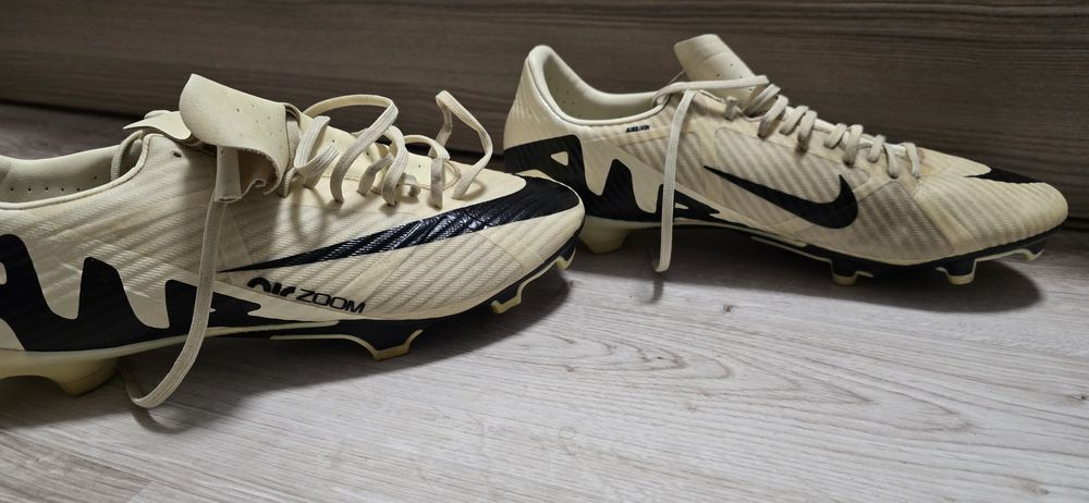 Nike mercurial Airzoom