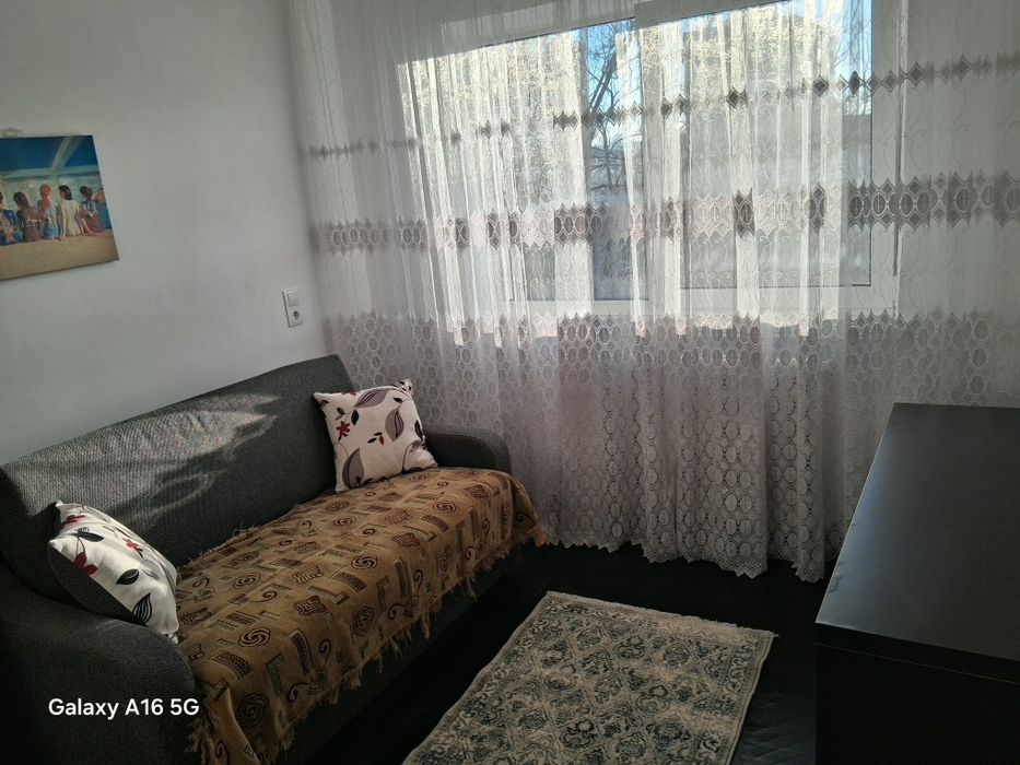 Inchiriez apartament