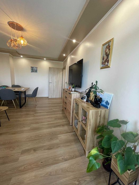 Продава се Тристаен апартамент в Търговище, Запад 3 - 75 кв.м за 1224 €/кв.м - Снимка #2