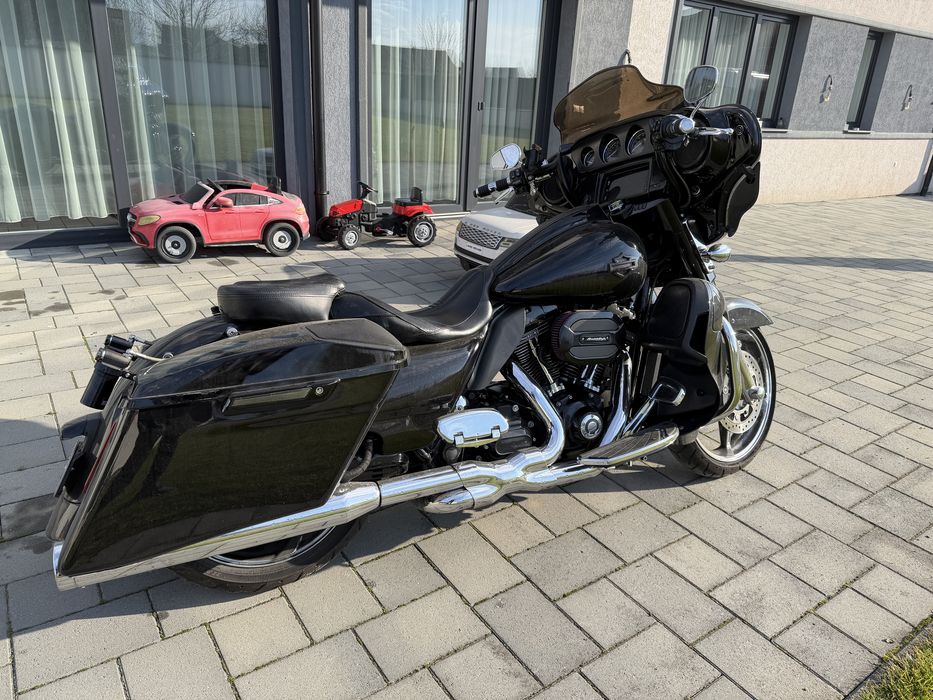 Harley Davidson Street Glide CVO 2015 FLHXSE  - pret de iarna