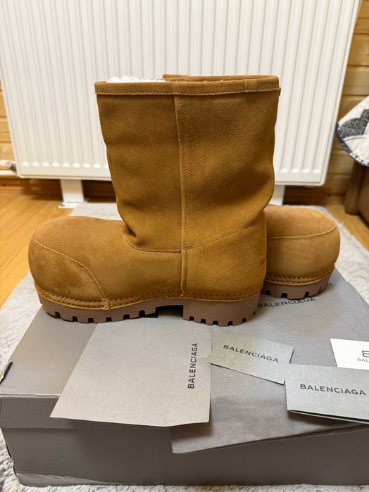 Balenciaga Alaska Ski Boots Crem