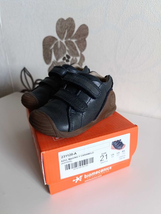 Обувки за бебе за прохождане Biomechanics