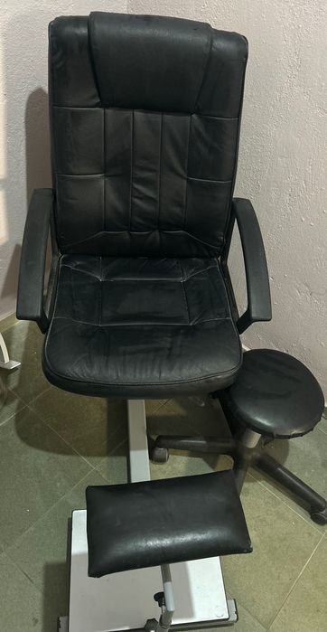 Стол за педикюр като нов