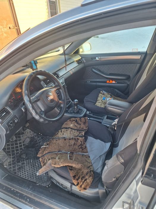 Ауди А6 капля  универсал