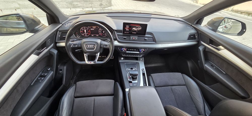 Vând Audi Q5 S line 2.0 TDI Matrix, climă 3 zone, Webasto 

Vând Aud