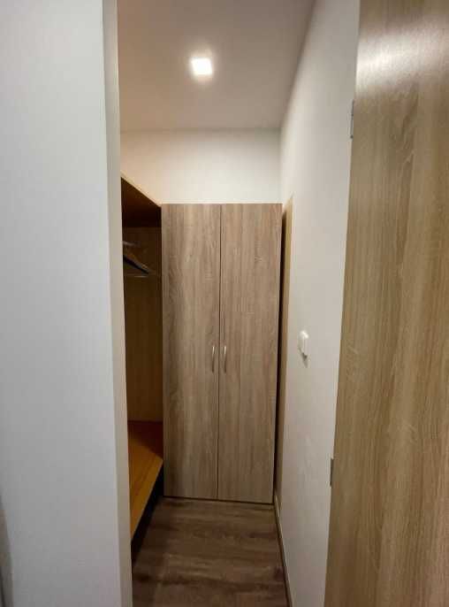 Дава се под наем Тристаен апартамент в Пловдив, Център - 90 кв.м за 275 € - Снимка #2