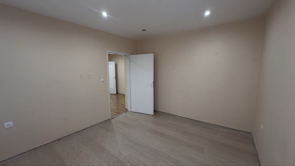 Продава се Двустаен апартамент в Пловдив, Каменица 1 - 50 кв.м за 1530 €/кв.м - Снимка #11