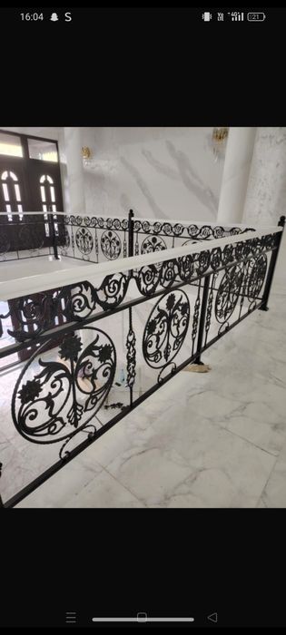 Lucrări la comanda din fier forjat