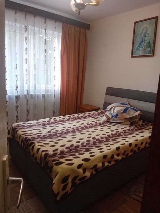 Închiriez apartament, confort 1, micro 9