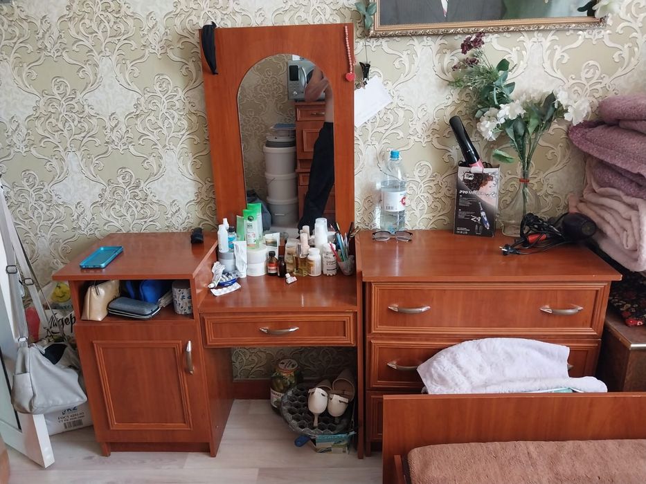 Диван шифонер стенка
