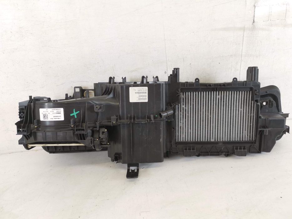 Изпарител Радиатор на климатик и парно Мерцедес-Бенц ГЛЕ-Клас / Merced