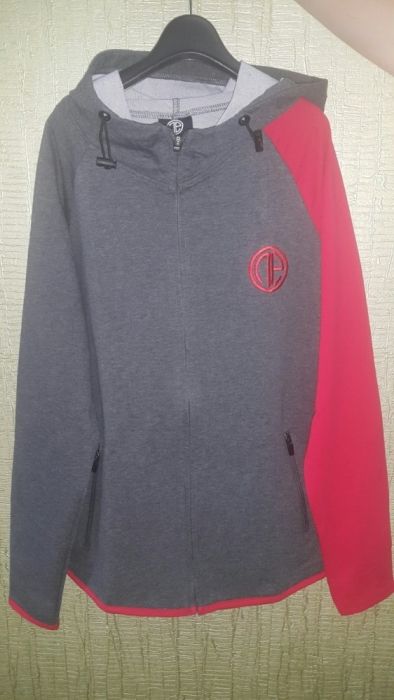 Спортивный костюм