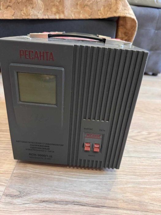 Стабилизатор напряжения