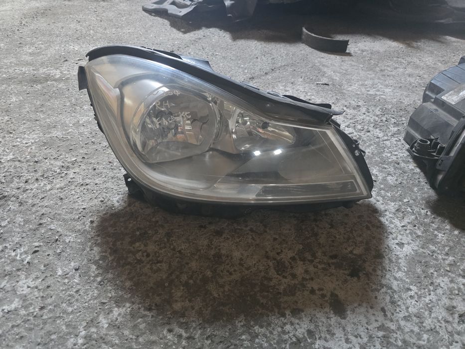 Dezmembrari Mercedes W204 W212