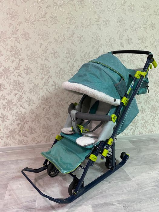 Продам санки детские