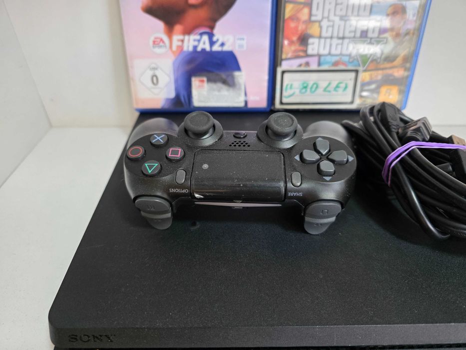 PlayStation 4 Slim - KLI Amanet