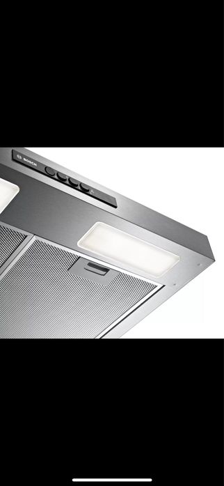 Продам НОВУЮ вытяжку Bosch