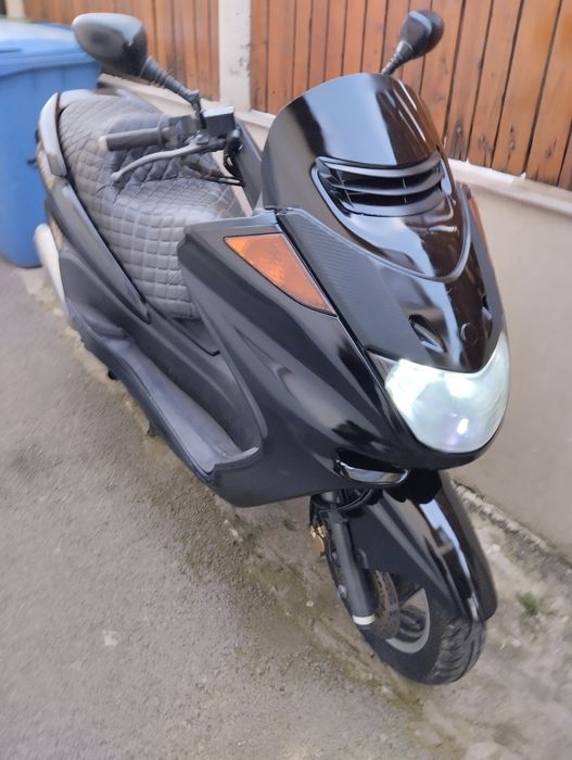 Yamaha majesty 250cc