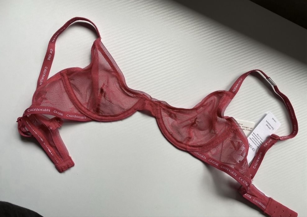 Сутиен Calvin Klein