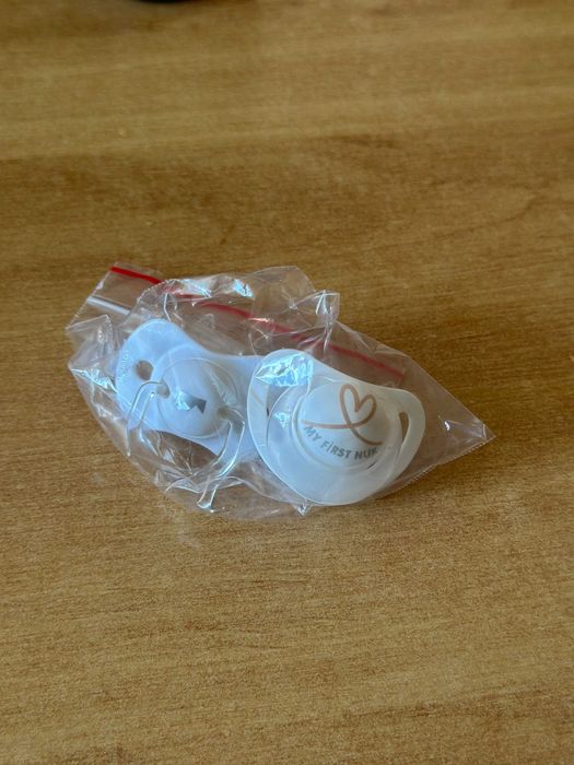 Set 2xsuzeta Bibs Colour Latex 0 luni+ White/Baby Blue utilizat 2 luni