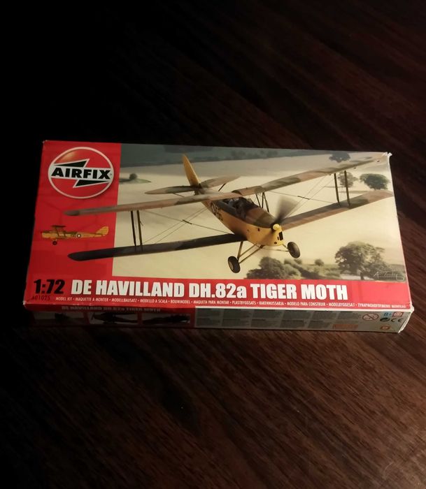 учебный макет сборная модель самолёта Tiger Moth 1/72 Airfix