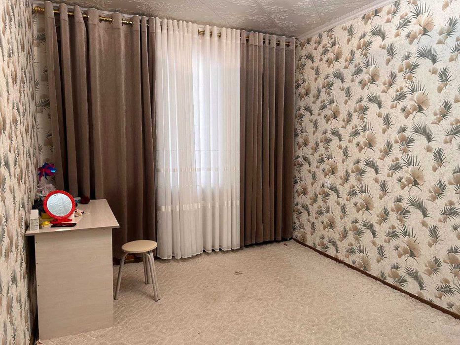 4хонали уй сотилади Учқудуқ 13-мкр 18-уй 63-кв