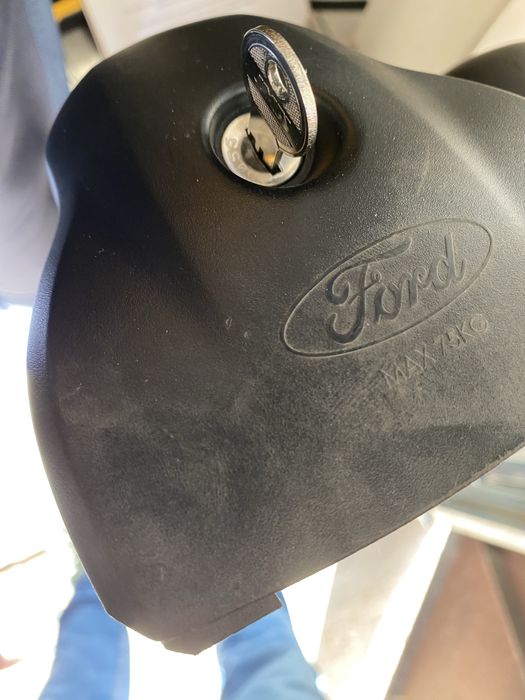 Греди с багажници за ски Ford