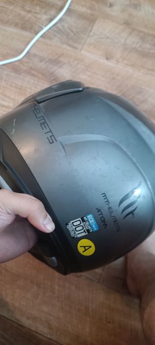 Продам Мотошлем MH Helmets 

Продается мотошлем MH Helmets Atom