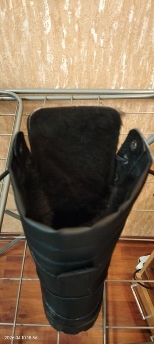 Продам берцы с мехом