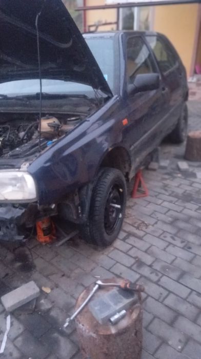 Vând golf 3 1.6 de camp defect