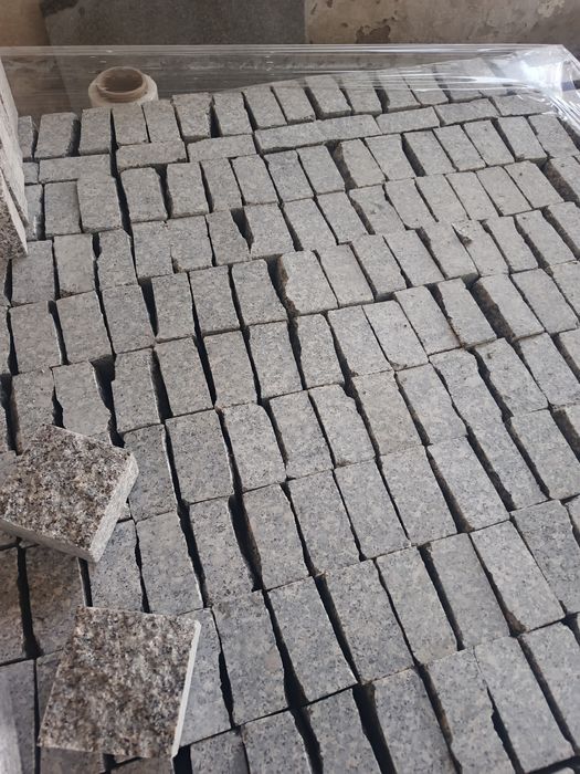 Assalomu alekum giranit toshlar bor koksaroy roziviy