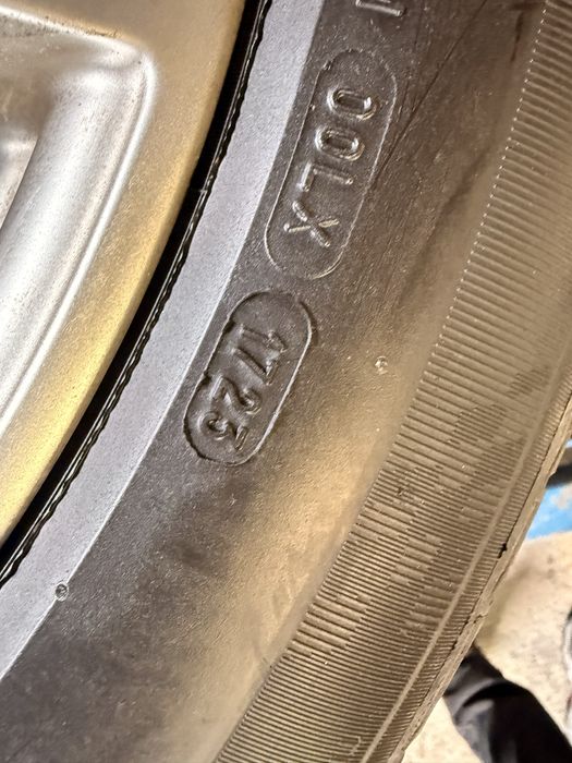 Гуми с джанти от porsche cayenne всесезонни 275/45/20 и 305/40/20