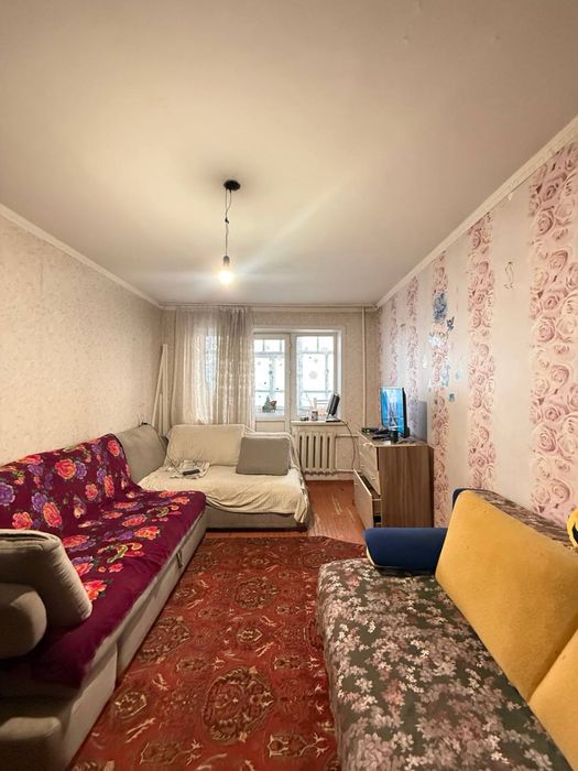 Продаю 1 комн на 7 микр