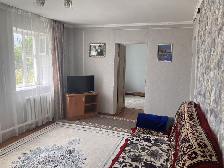 Продам частный дом в центре сала