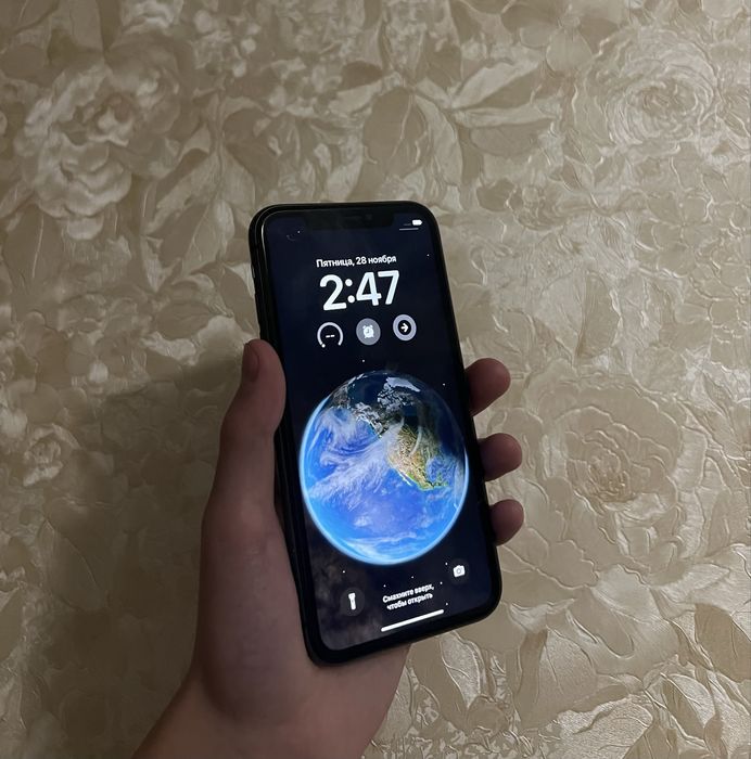 Продам iPhone 11 64GB