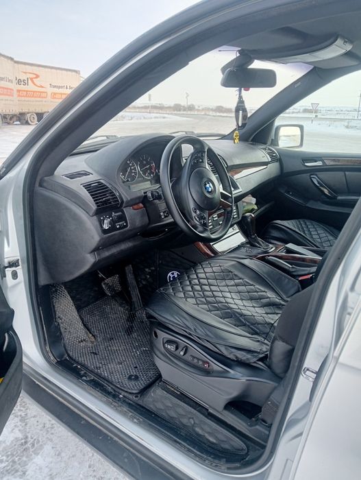 БМВ х 5 отличном состояние