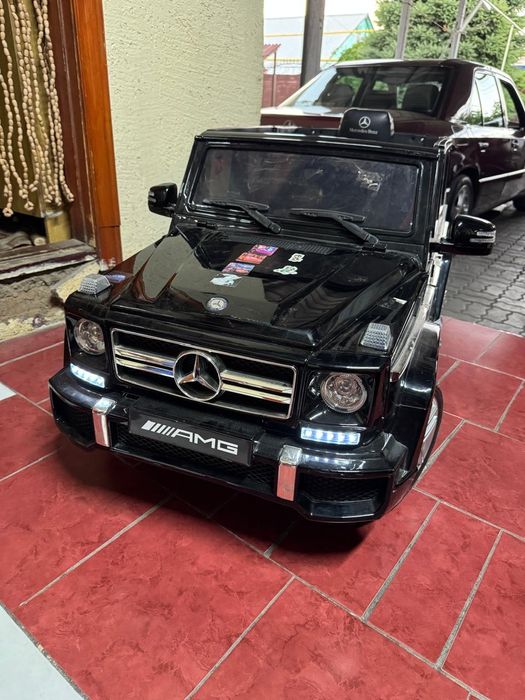 Геленваген V8 черный