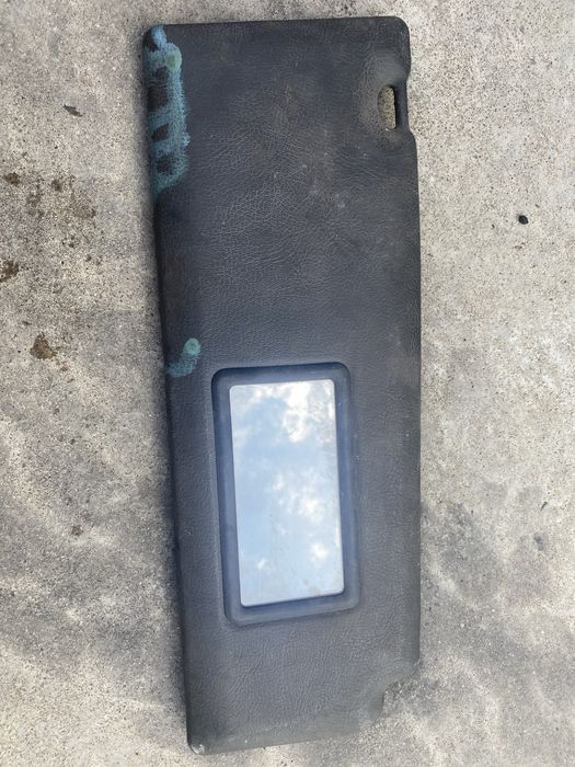 Сенници от BMW E30