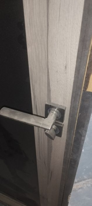 Продам дверь 2 штук