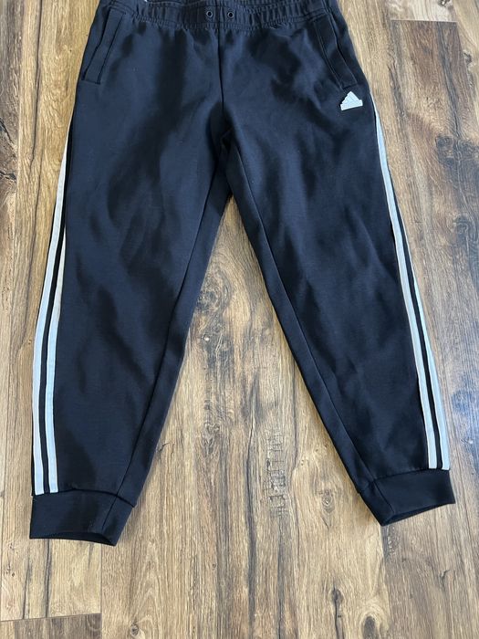 Adidas Men size L