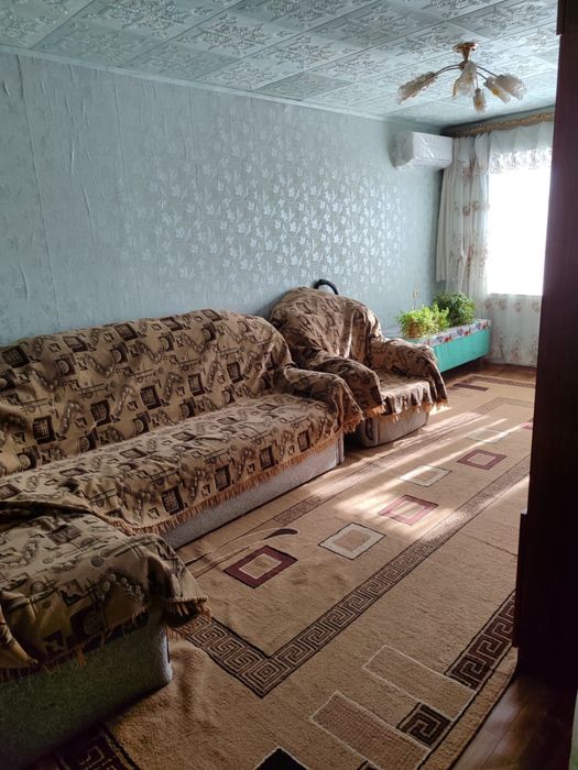 Сдам двухкомнатную квартиру по Гоголя (рядом 115 школа, маг. Байконур)