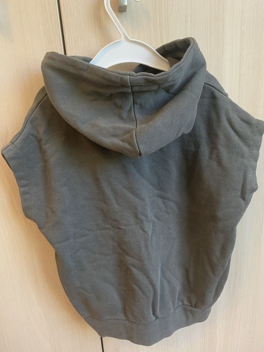 Hanorac Zara Kids mărimea 98 cm (2-3 ani) gri cu palmier