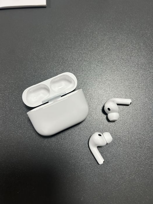 AirPods Pro 3 - Чисто Нови