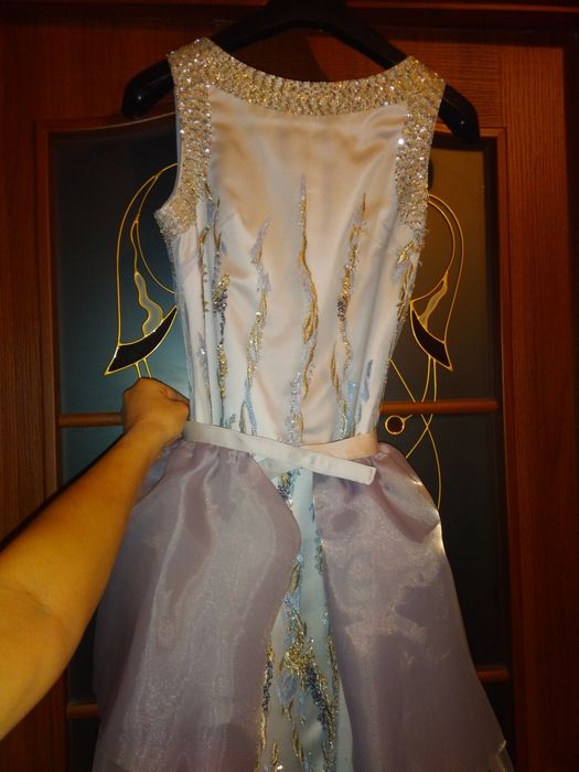 Продам платье хS